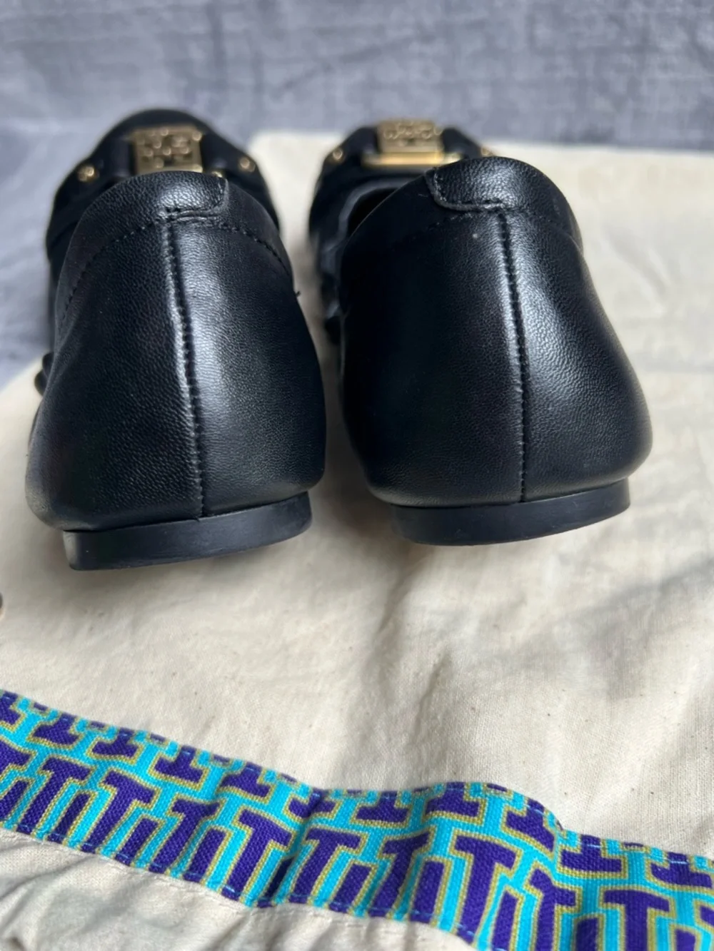 Tory Burch Shoes Sz 7 M Ambrose Ballet Flat Leather Black Gold Logo Slip On